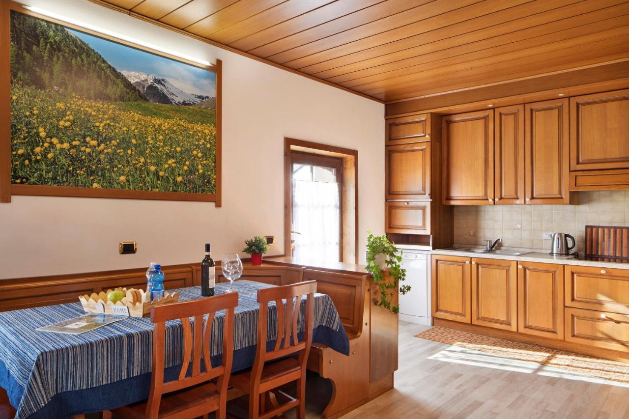 Chalet Maffins 2 Apartamento Livigno Exterior foto